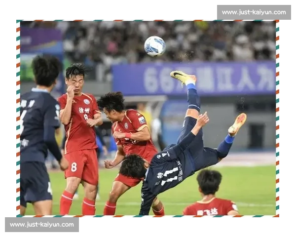 朱艺揭秘!20 岁亚泰前锋巴特苏超倒钩创历史