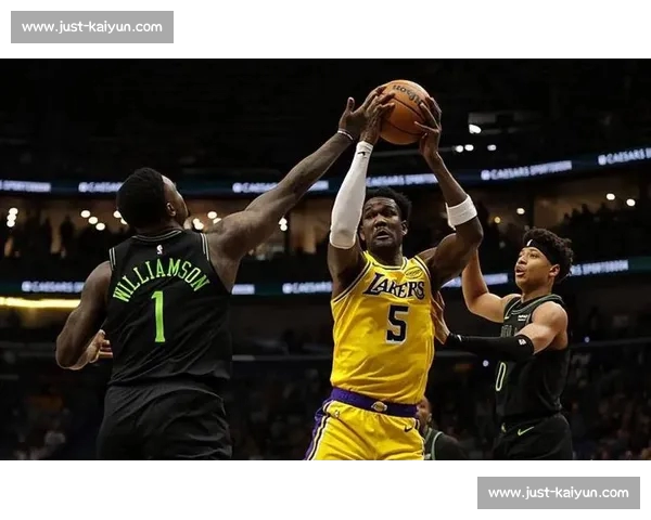 湖人豪赌!全额中产锁艾顿,释放选秀权剑指侧翼升级 湖人豪赌!全额中产锁艾顿,释放选秀权剑指侧翼升级