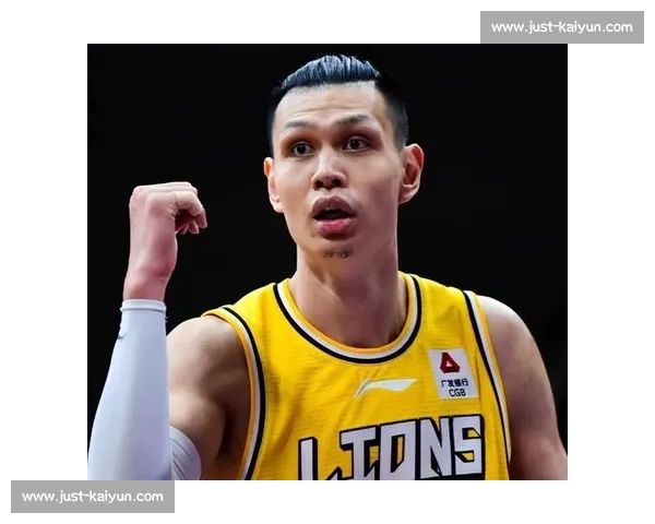 许钟豪铁山靠致亚洲第一后卫报销，CBA 恶汉再引国际争议