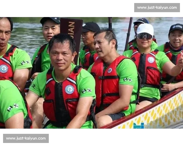 辽宁龙舟队佛山狂飙名场面：横扫千军引爆笑
